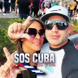 Meet your Posher, Sandro